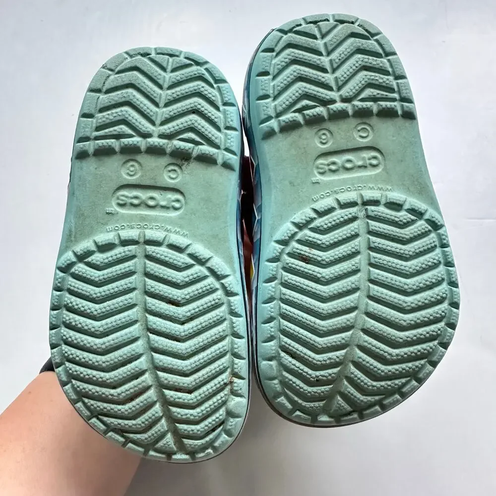 CROCS unicorn details
